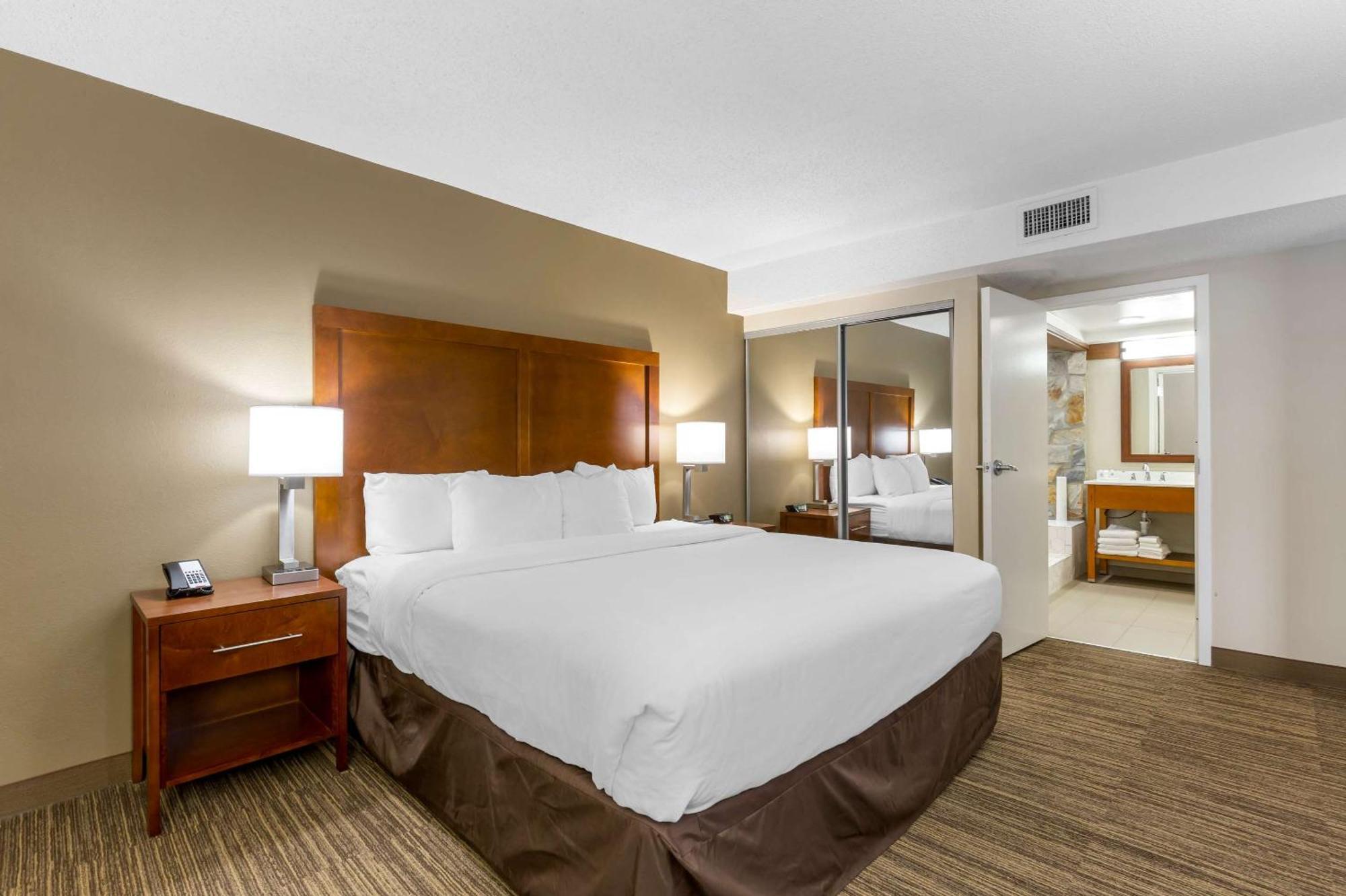 Comfort Inn University Durham - Chapel Hill Exterior foto
